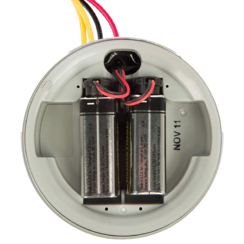 Hunter Node 100 battery indicator highlights off-grid irrigation readiness.