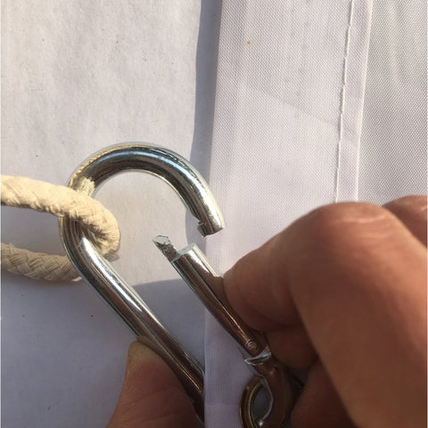 Huouo flag on halyard attachment shows quick, easy flag mounting.