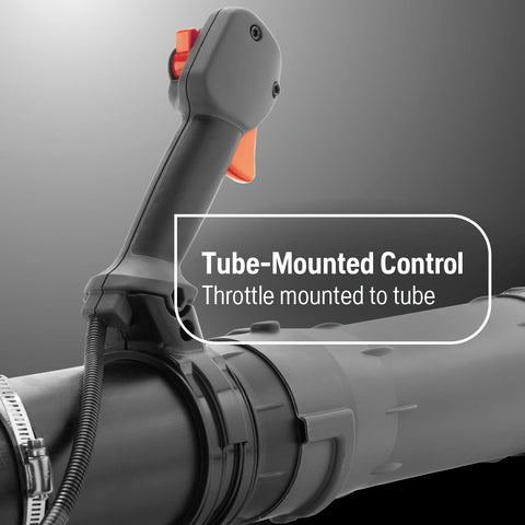 Husqvarna 570BTS air purge system aids reliable starting.