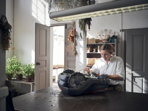 Husqvarna Endurance blades close-up carbon steel edge for precise cuts