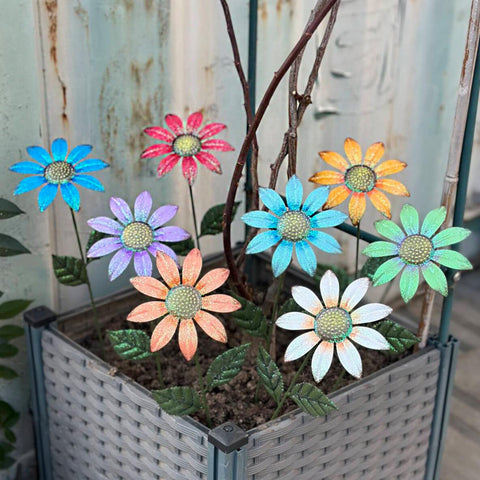 HUTHDAK easy installation with no tools for quick outdoor setup.