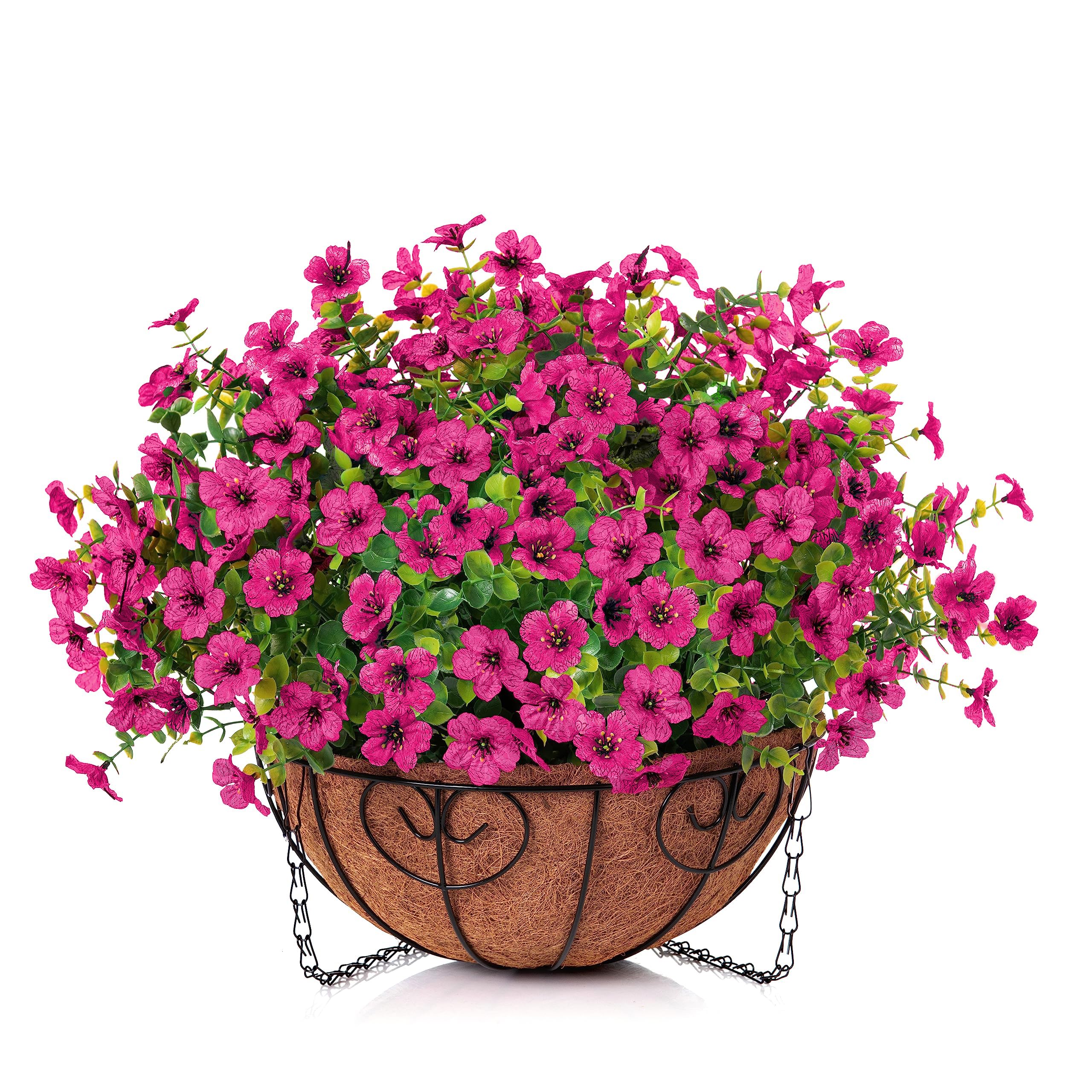 HyeFlora rattan basket with metal chains provides sturdy outdoor display
