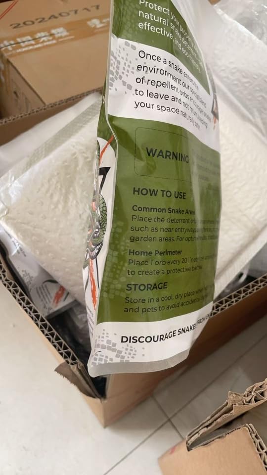 Hyphen X Solutions Snake Orbs resealable bag helps maintain freshness between uses.