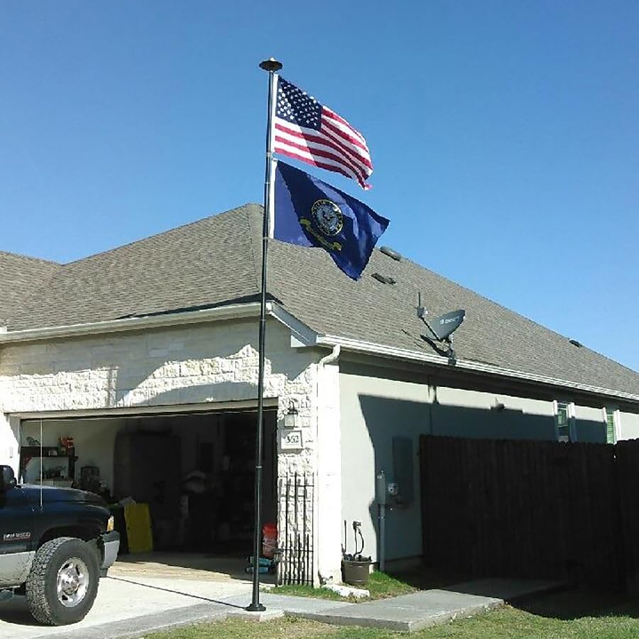 Hypoth indoor-outdoor navy flag display suitable for walls, poles, boats