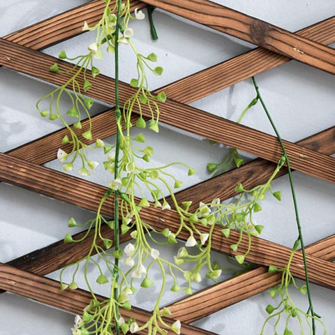 Iceyyyy durable wood texture and craftsmanship support long-lasting wall displays.