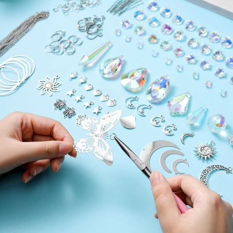IcosaMro accessories hummingbird offers garden-ready suncatcher accents.