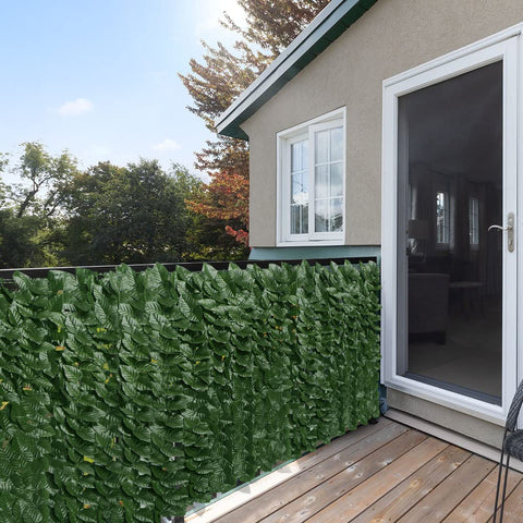 Indoor and outdoor use on fences and trellises with iCover ivy