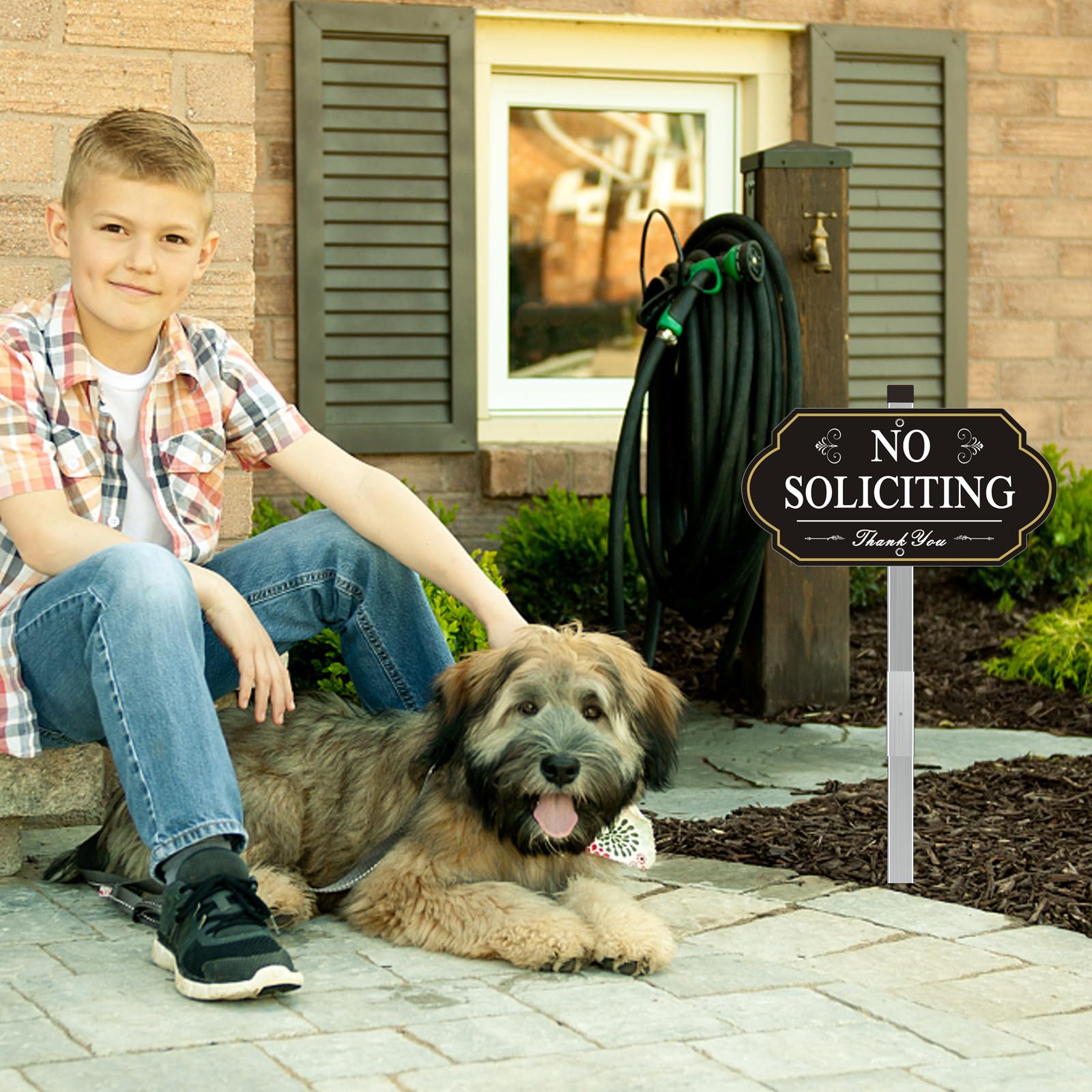 i-CowFun front door installation is quick and simple.