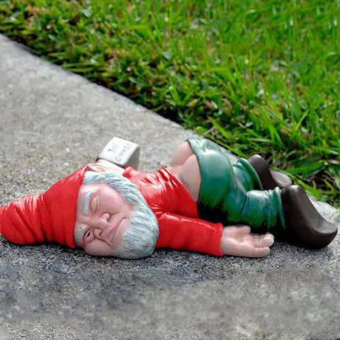 IcyAits funny-drunk-dwarf-gnome-garden-statue adds playful charm to outdoor spaces.