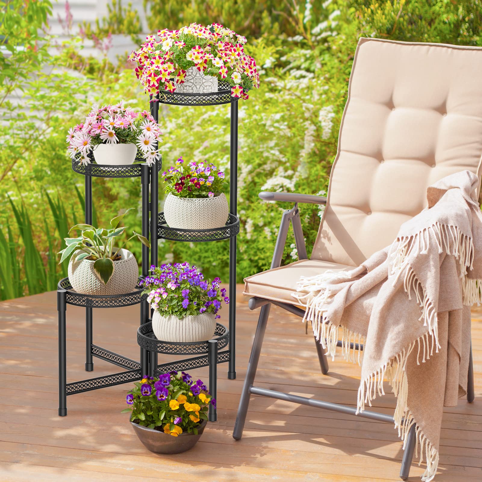 iDavosic.ly 7.9-inch trays with raised edges prevent spills