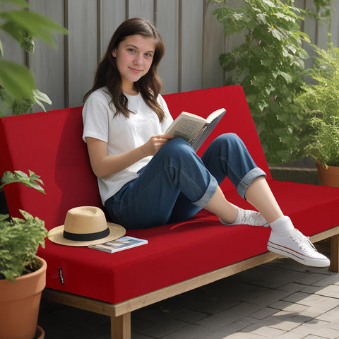 Idee-Home waterproof cover close-up on red cushion with PU coating