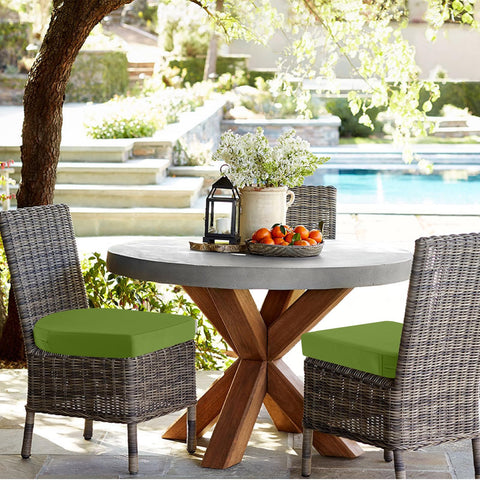 idee-home UV-resistant cushion protects foam on sunny days