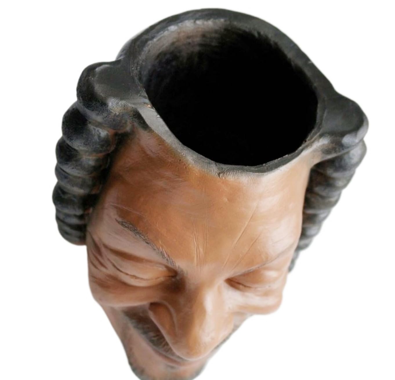 Igreli planter with sunglasses offers quirky display accents.