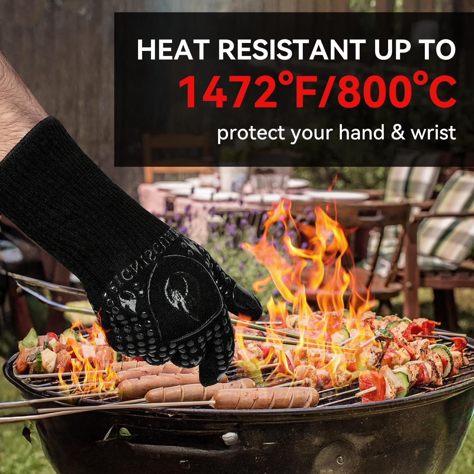 IGNISGUARD gloves feature non-slip silicone for secure handling of hot pots.