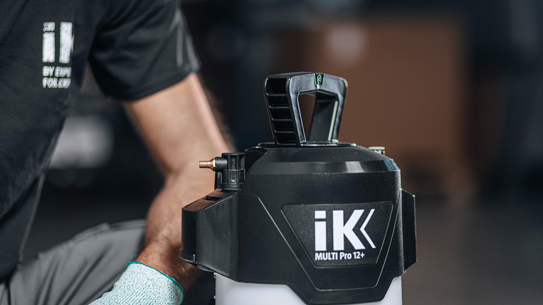 iK Multi PRO12+ 82679 foam nozzle creates lasting foam for thorough cleaning