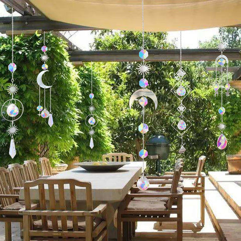 ilclviz hanging pendants transform sunlight into decorative glow for events.