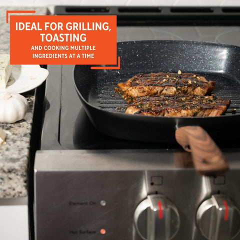Versatile IMUSA pan for grilling burgers, vegetables, and sandwiches.