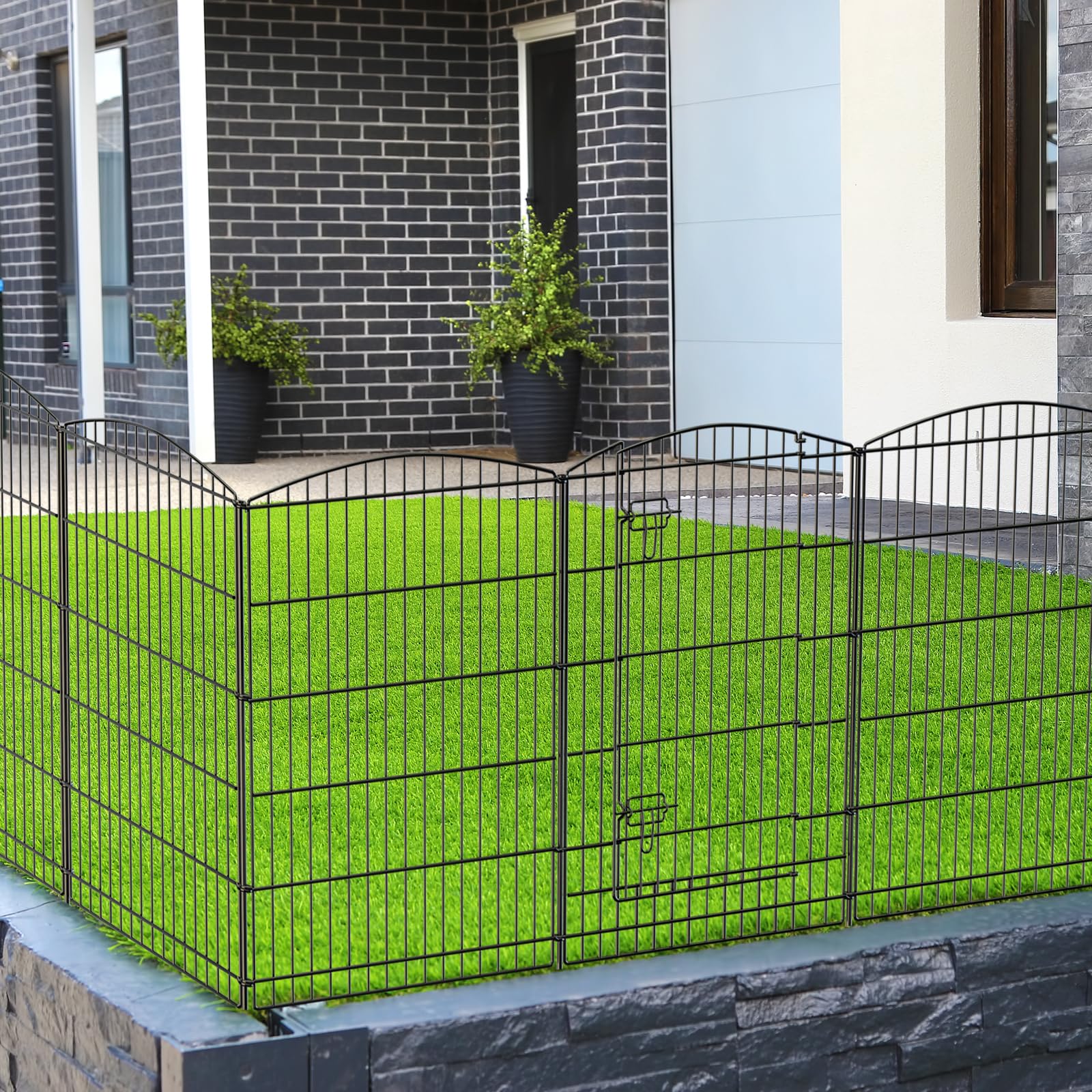 INJOPEXI decorative fence panel forming a curved yard boundary for plant protection.