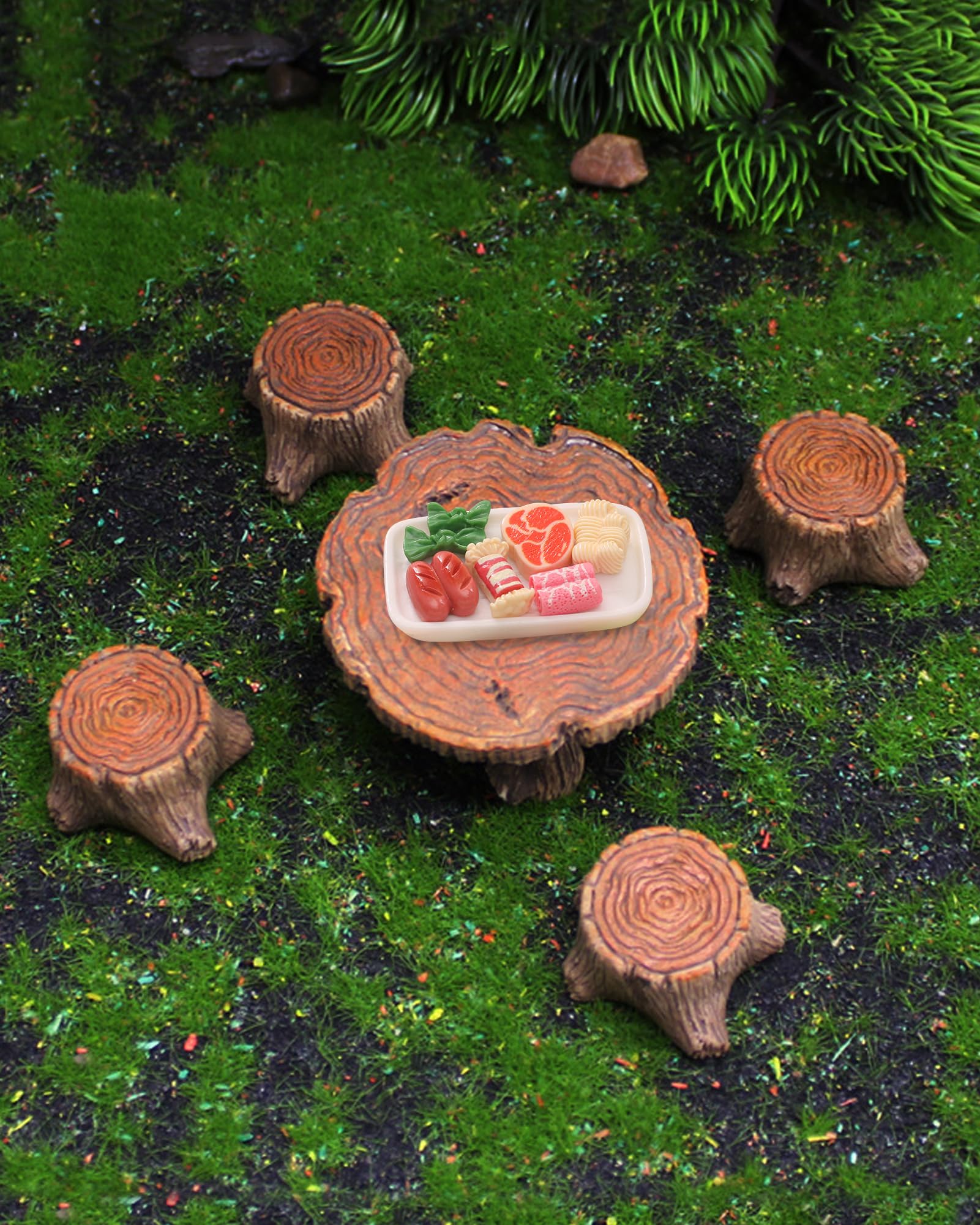 Inkaove miniature stump-3 complements shelves and tabletops.