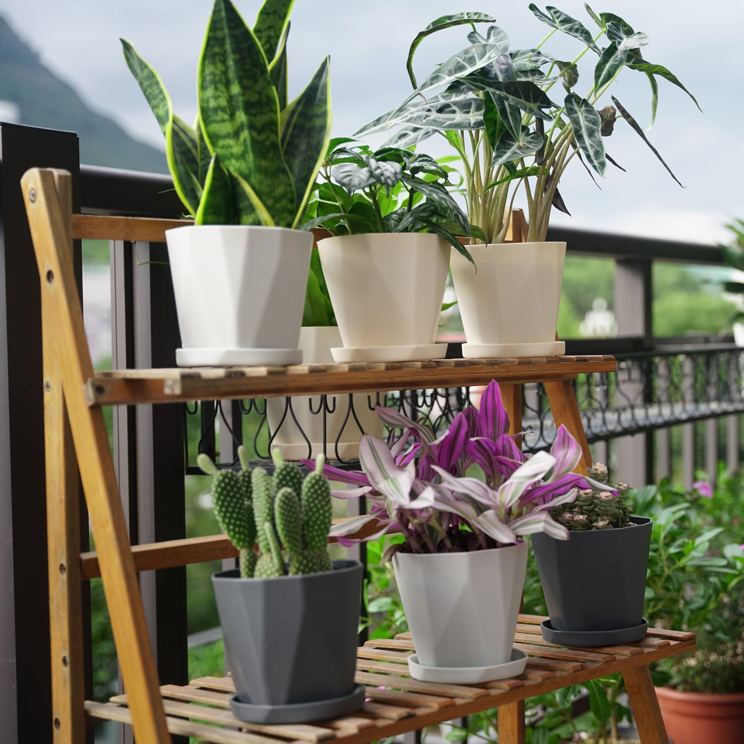 InmeRun 5-inch diamond pot exterior, modern look for balcony or patio use.