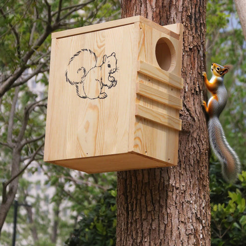 INRLKIT Squirrel House front panel opens for quick cleaning and maintenance
