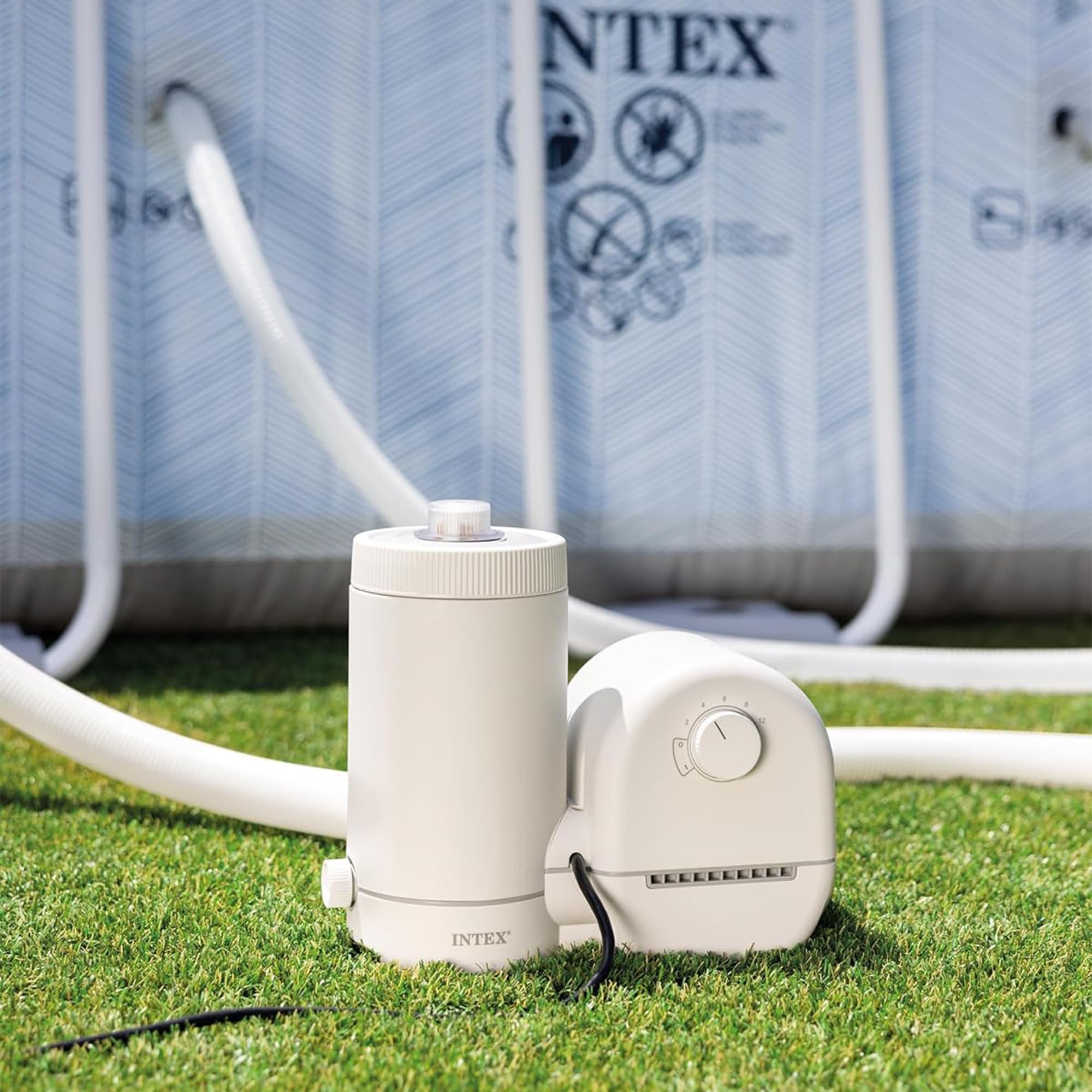 Intex C1500 hydroaeration technology enhances circulation for clearer water.