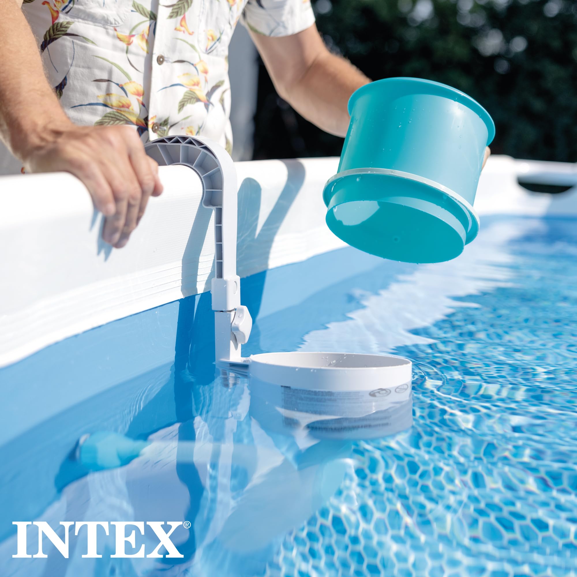 Durable polypropylene skimmer body resisting pool chemicals