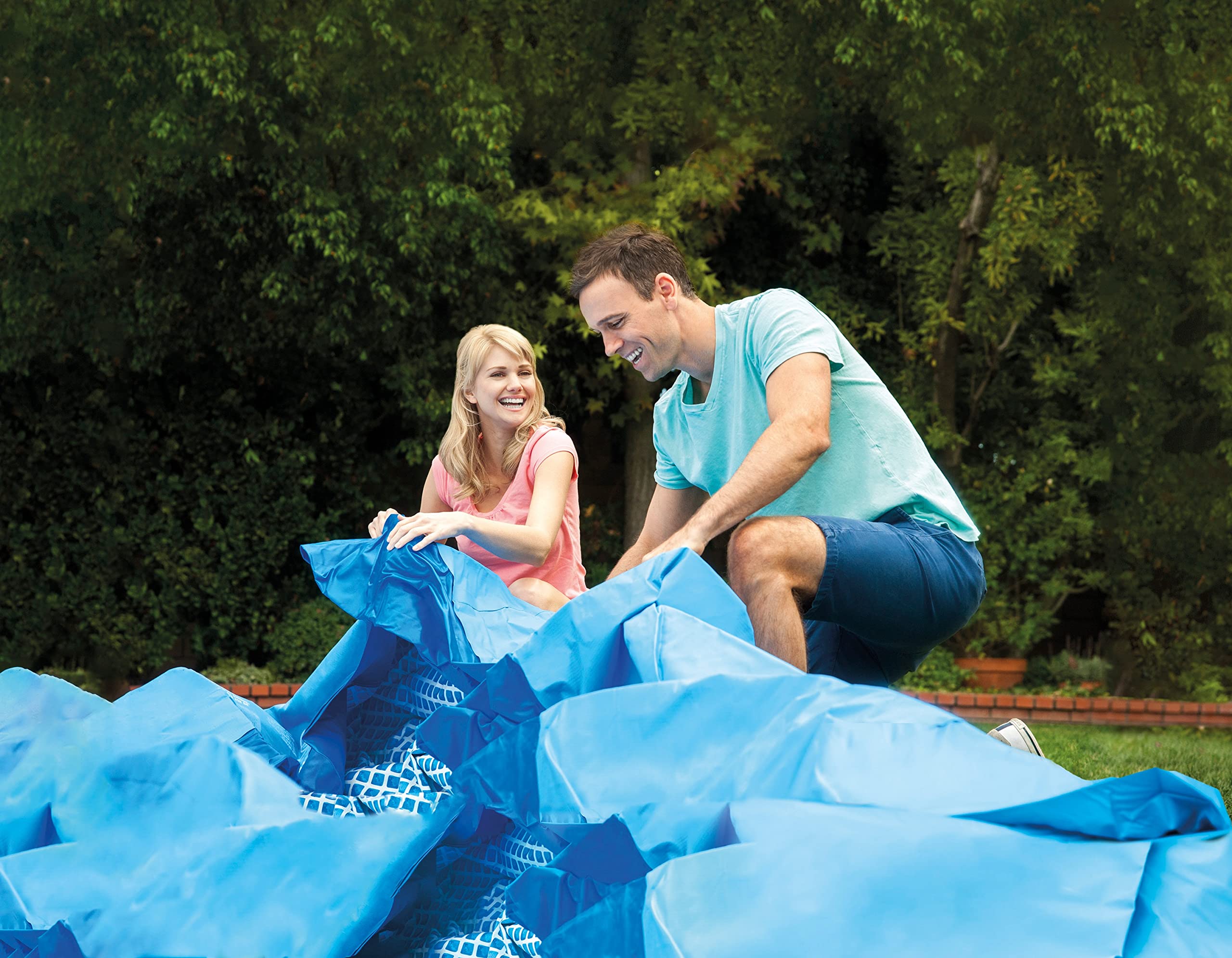 Intex Easy Set pool with 1018 gallon capacity supporting ample cooling