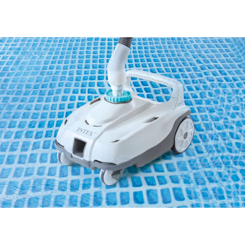 21-foot non-tangle hose provides reach for large pools