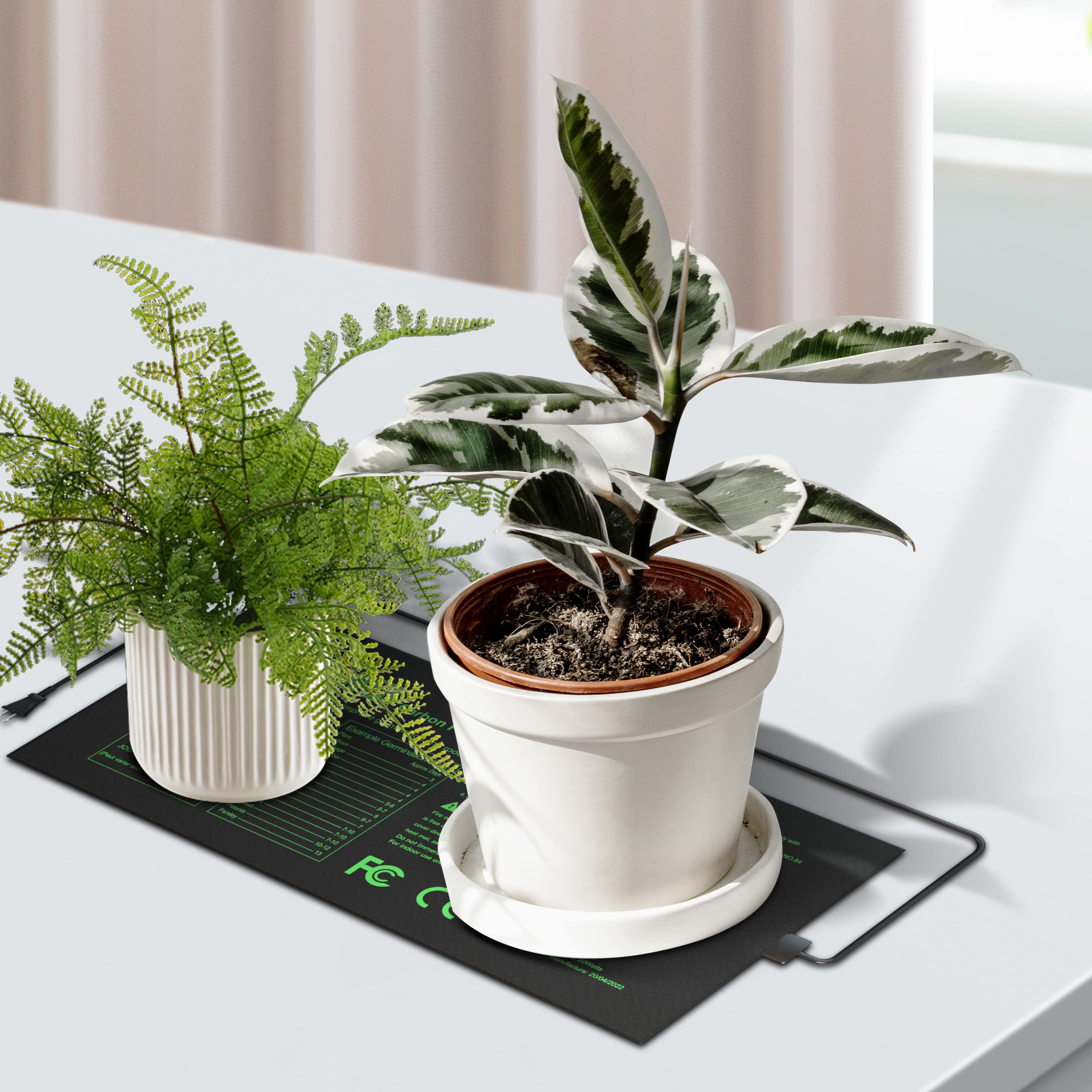 iPower seedling heat mat aids germination and early growth in home gardens