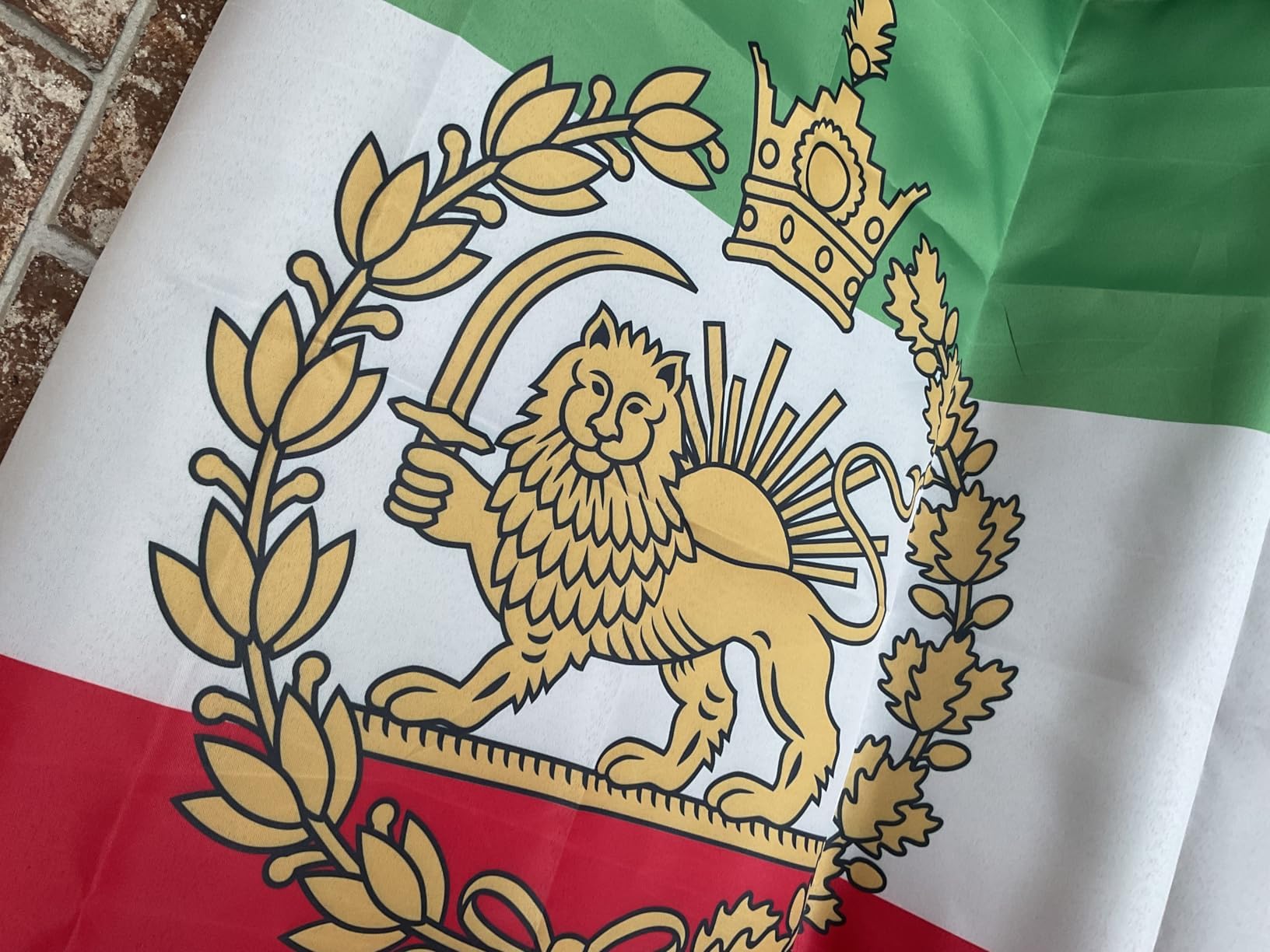 Iran flag weather-resistant polyester withstands sun and rain