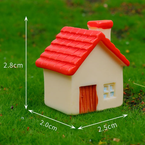 JANOU resin miniature house in random colors for plant pots and desks