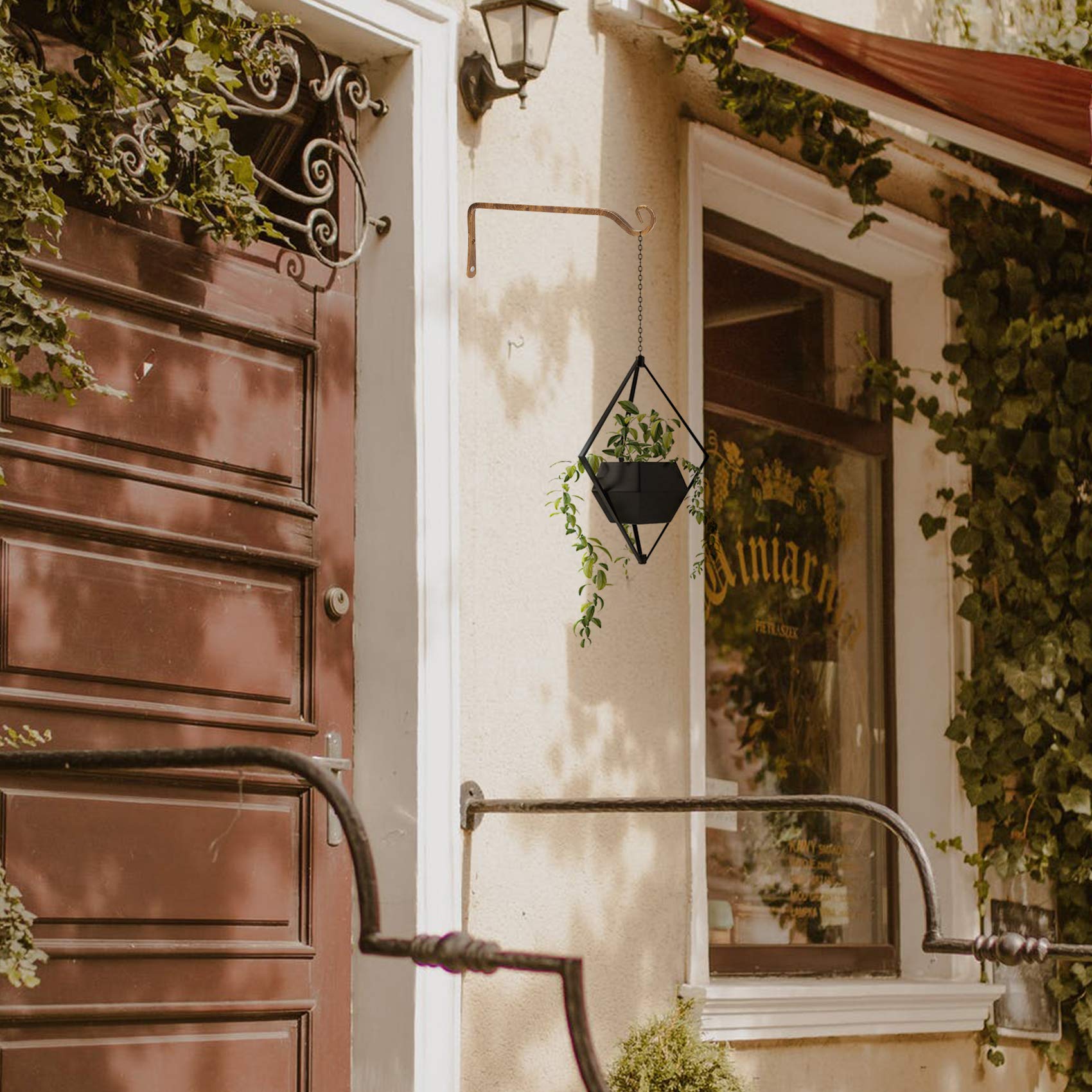 Jardim versatile wall hanger for planters and decor items
