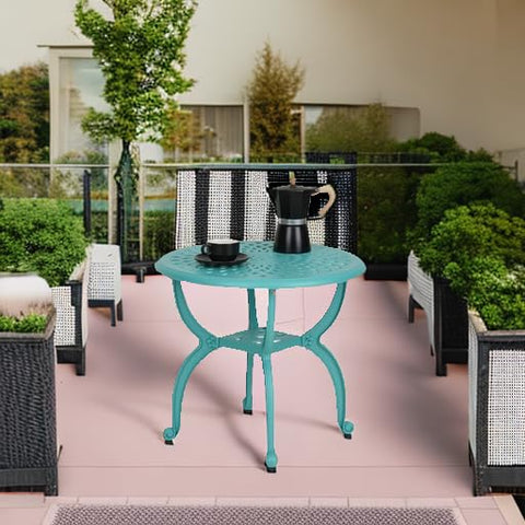 JARDIN DE CENTENNIAL cast aluminum construction highlights durability and rust resistance.