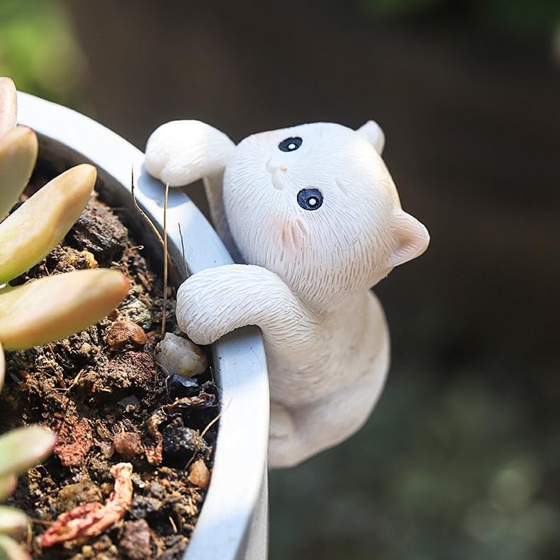 JARPSIRY cat flower pot hugger staring with lifelike detail on a pot