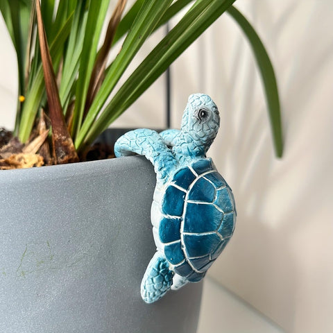 JARPSIRY resin hanging turtle statue planter enhances balconies and patios.