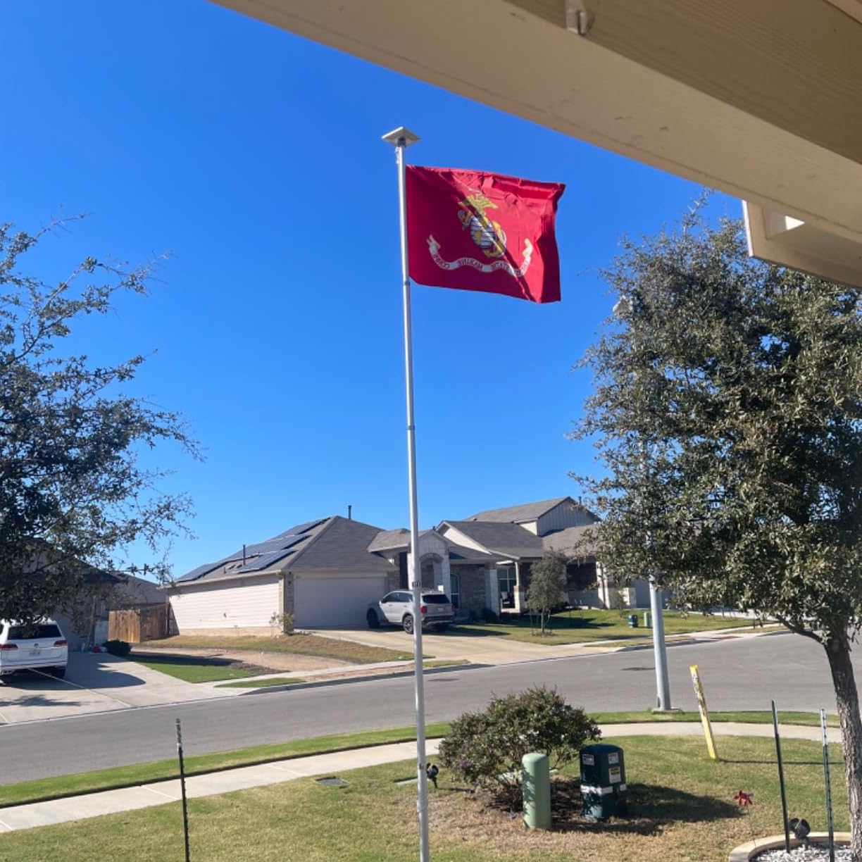 Jayus USMC flag with two brass grommets for secure mounting.
