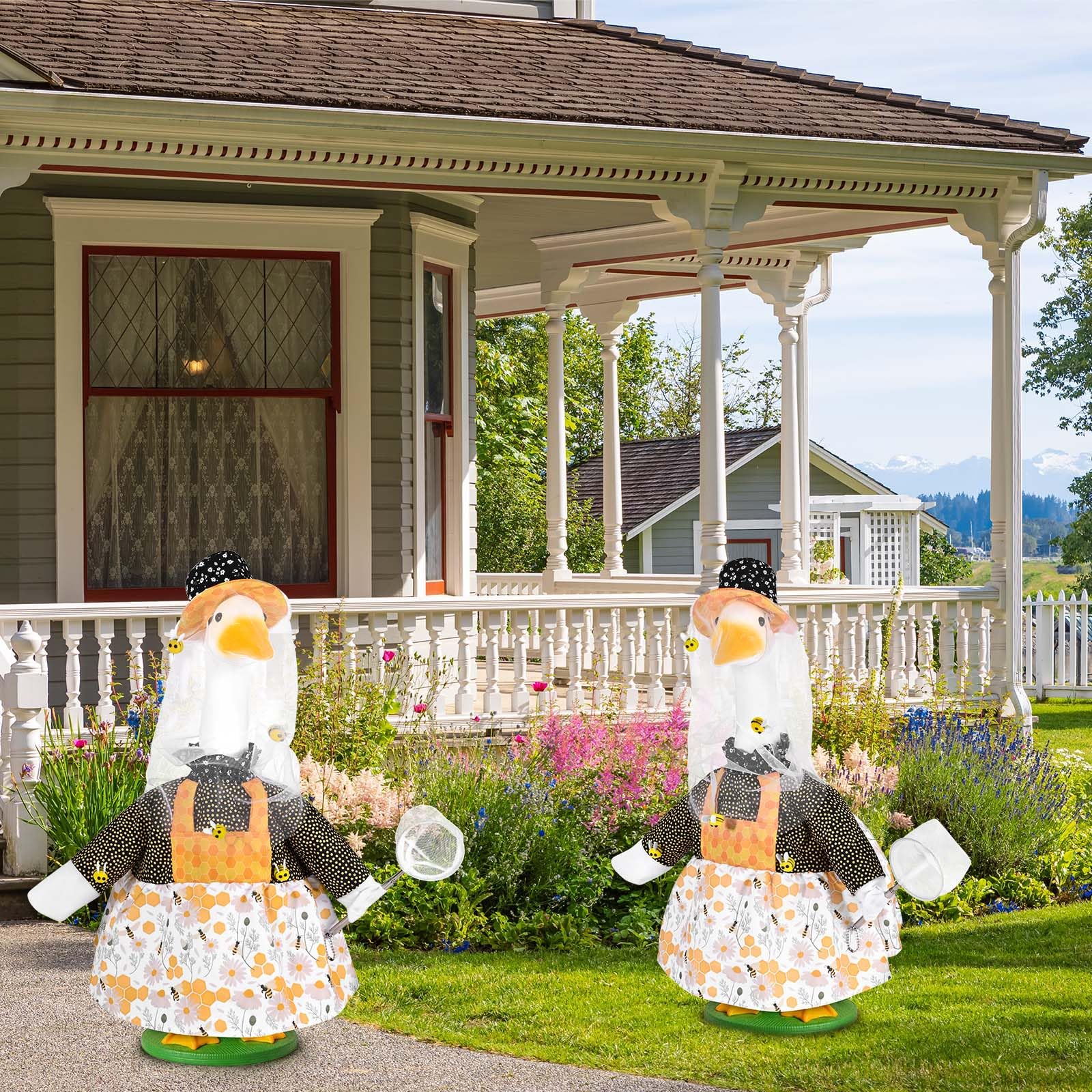 JcHrmers easy-to-dress goose outfit simplifies seasonal decor updates.