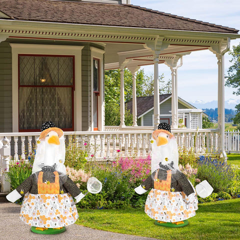 JcHrmers easy-to-dress goose outfit simplifies seasonal decor updates.
