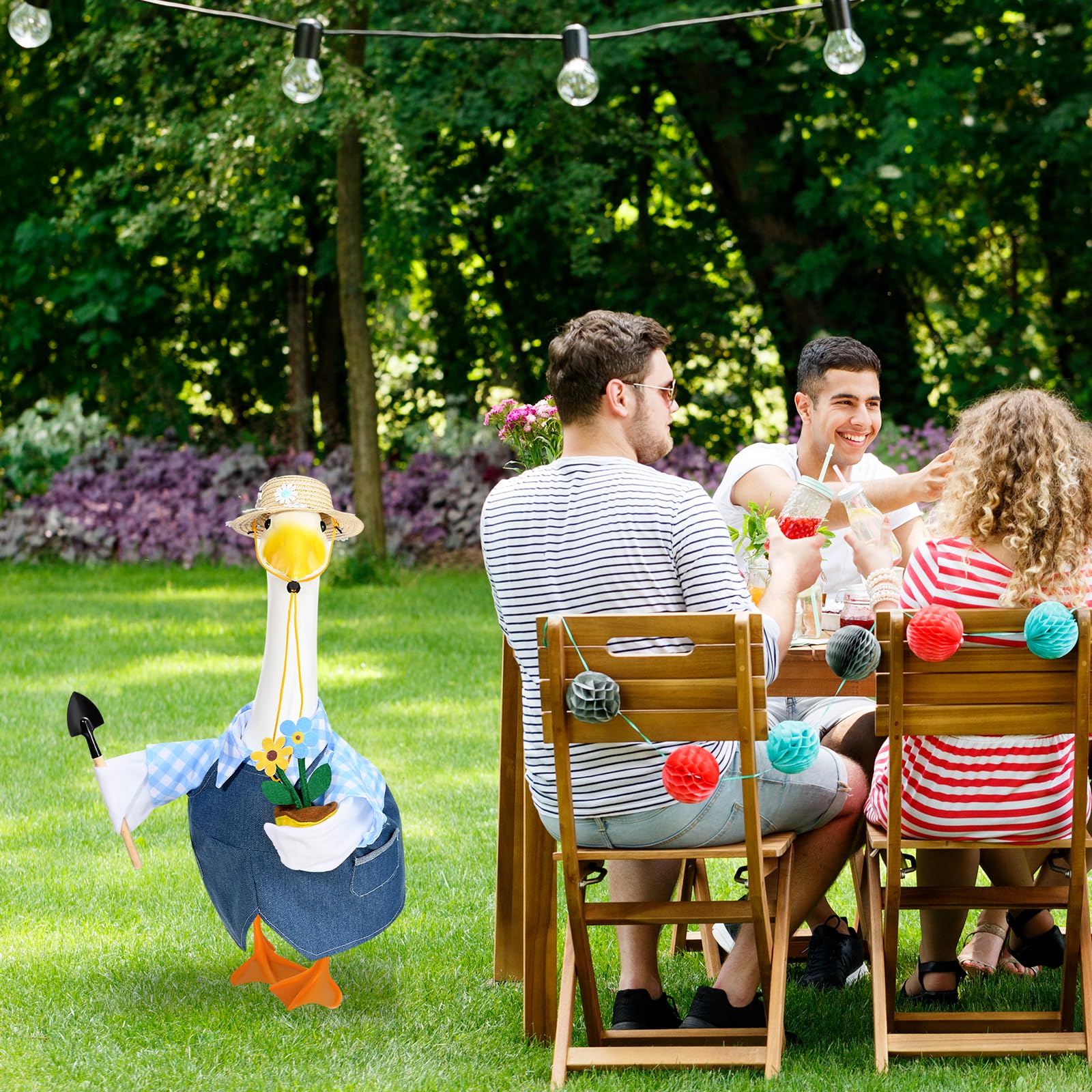 Goose garden decor idea from JcHrmers for porch styling