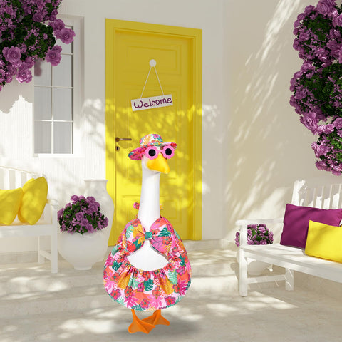 JcHrmers durable fabric withstands outdoor décor use