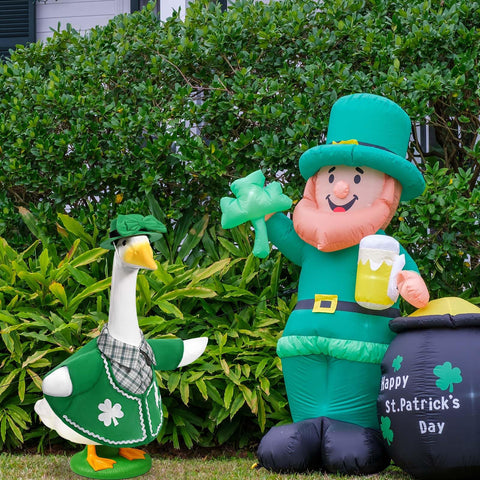 JcHrmers green St Patrick's theme for lawn geese