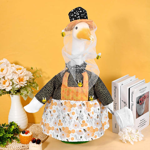 JcHrmers weather-resistant polyester keeps goose outfit vibrant outdoors.