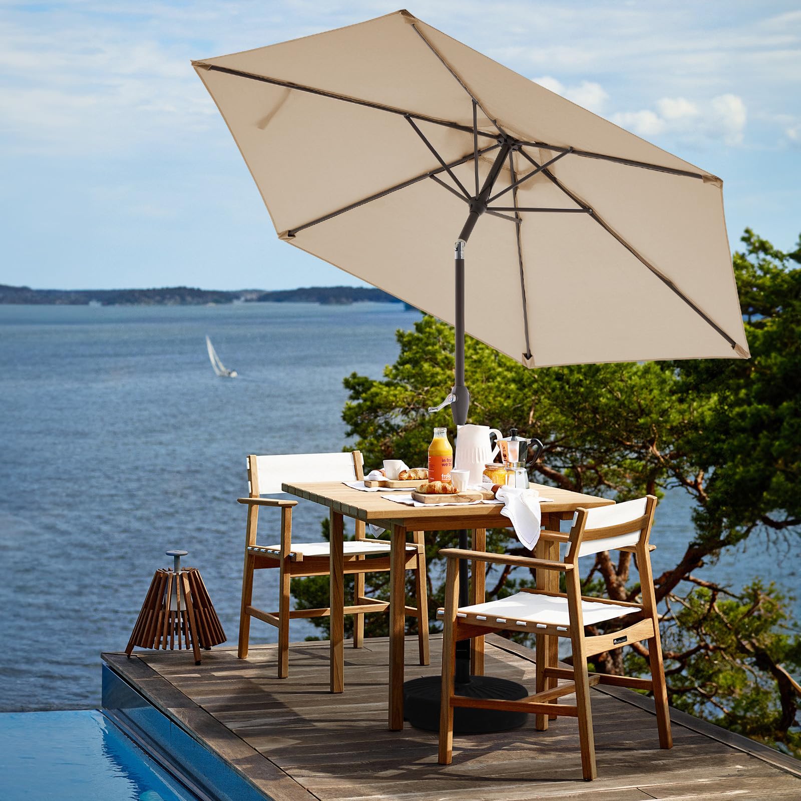JEAREY 7.5ft patio umbrella powder-coated-pole shows durable iron construction