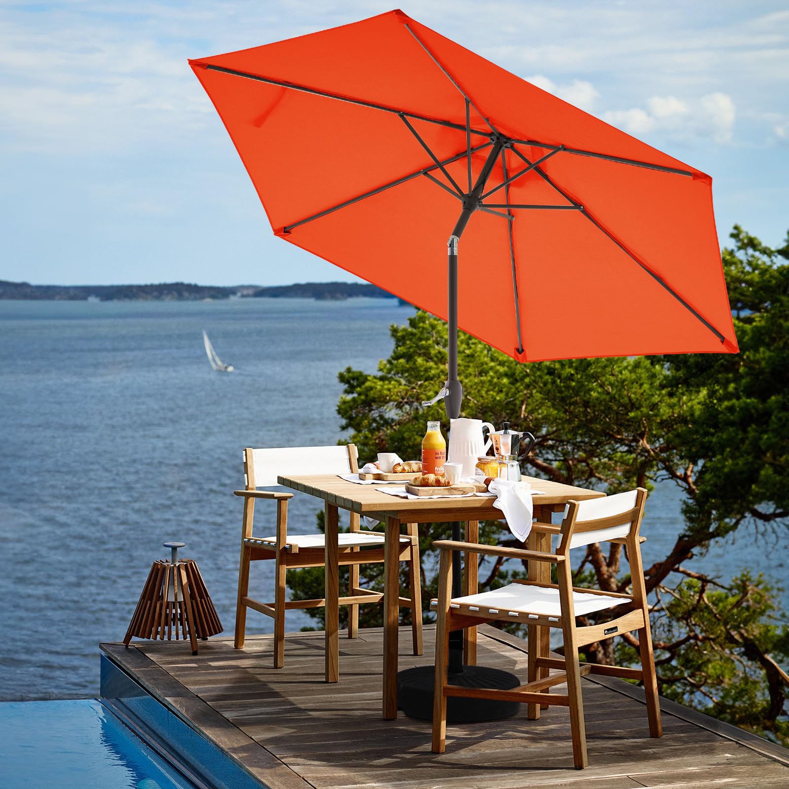 JEAREY wind vent design promotes airflow for cooler seating under shade