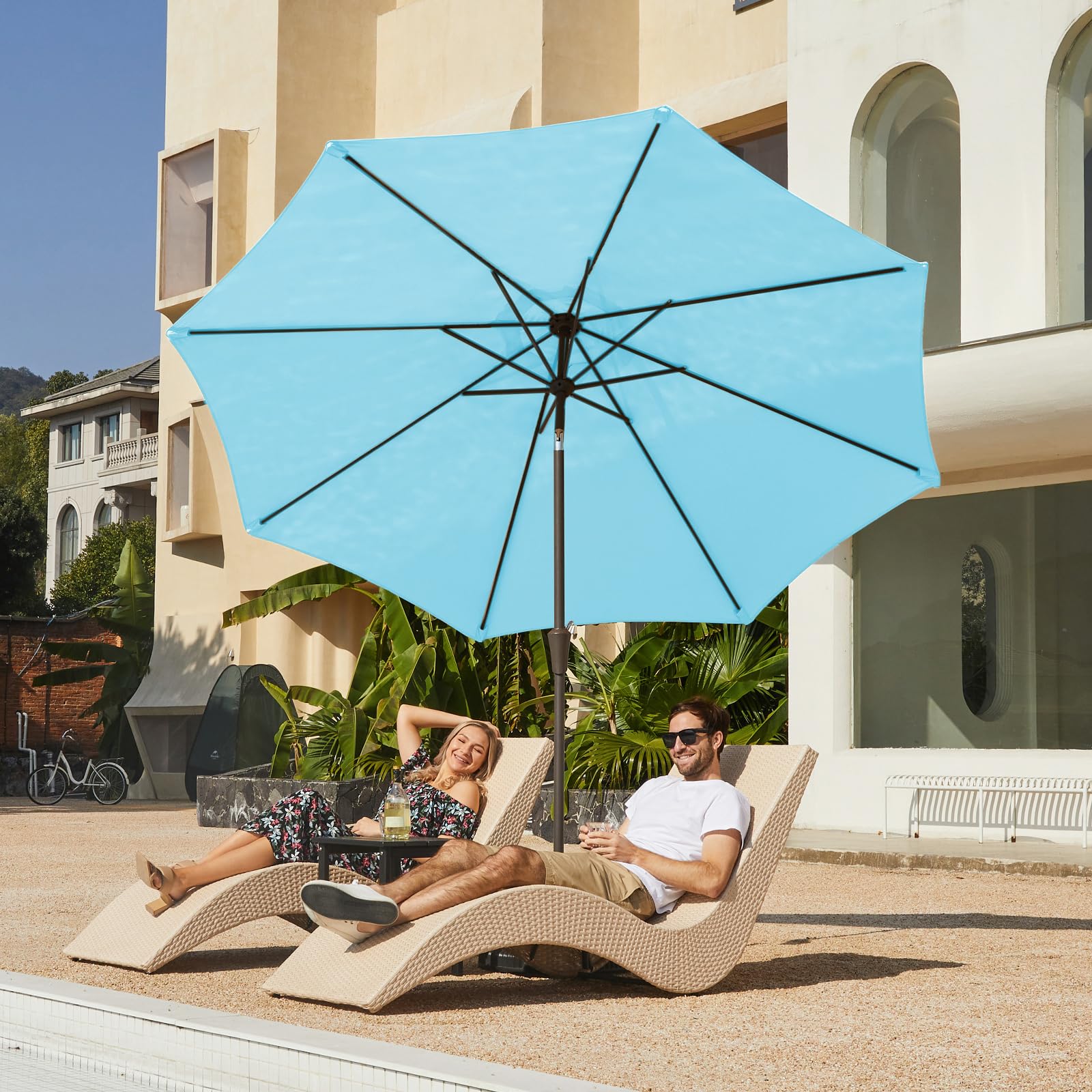 JEAREY 9FT patio umbrella crank opening for fast setup.