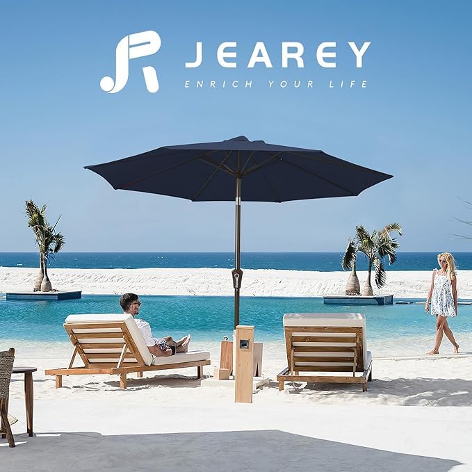 Ventilated double-layer canopy improves airflow and minimizes swaying.