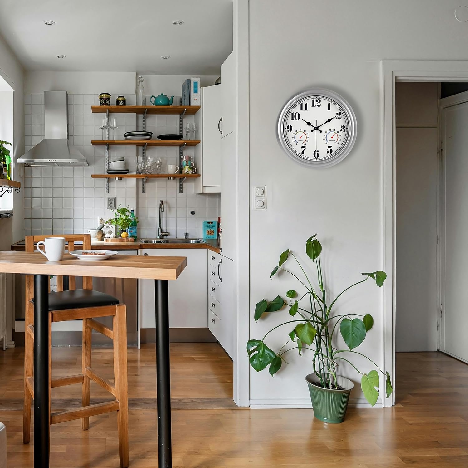 JENLYSTIME elegant silver finish adds refined decor for indoor or outdoor use.