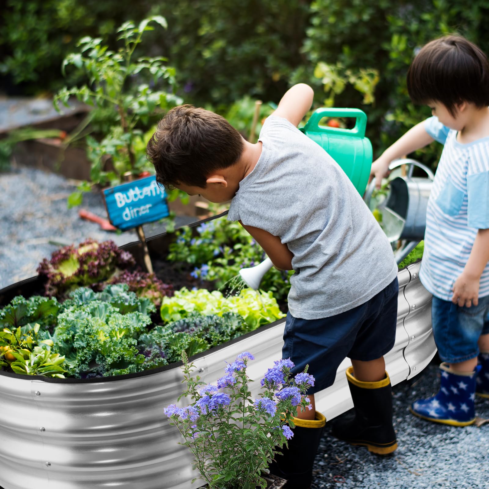 JERIA easy installation for outdoor use and quick setup.