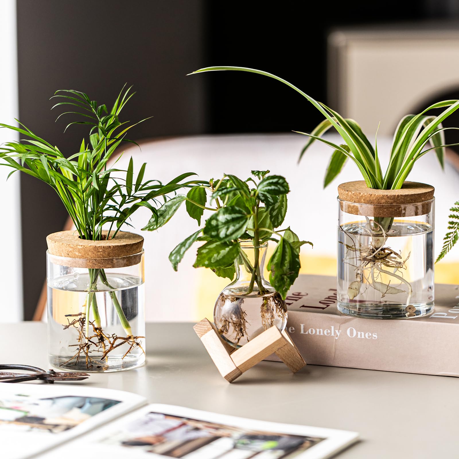 JGKYLDZ table-top decor display suitable for home or office spaces.